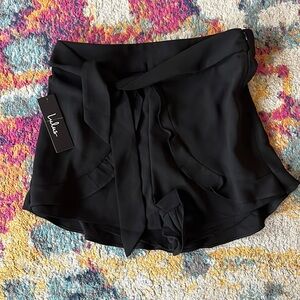 NWT LULUS black on adventure black ruffled shorts